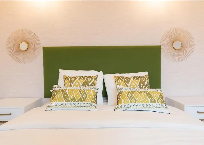 Apartamento Duplex Merced10 3j